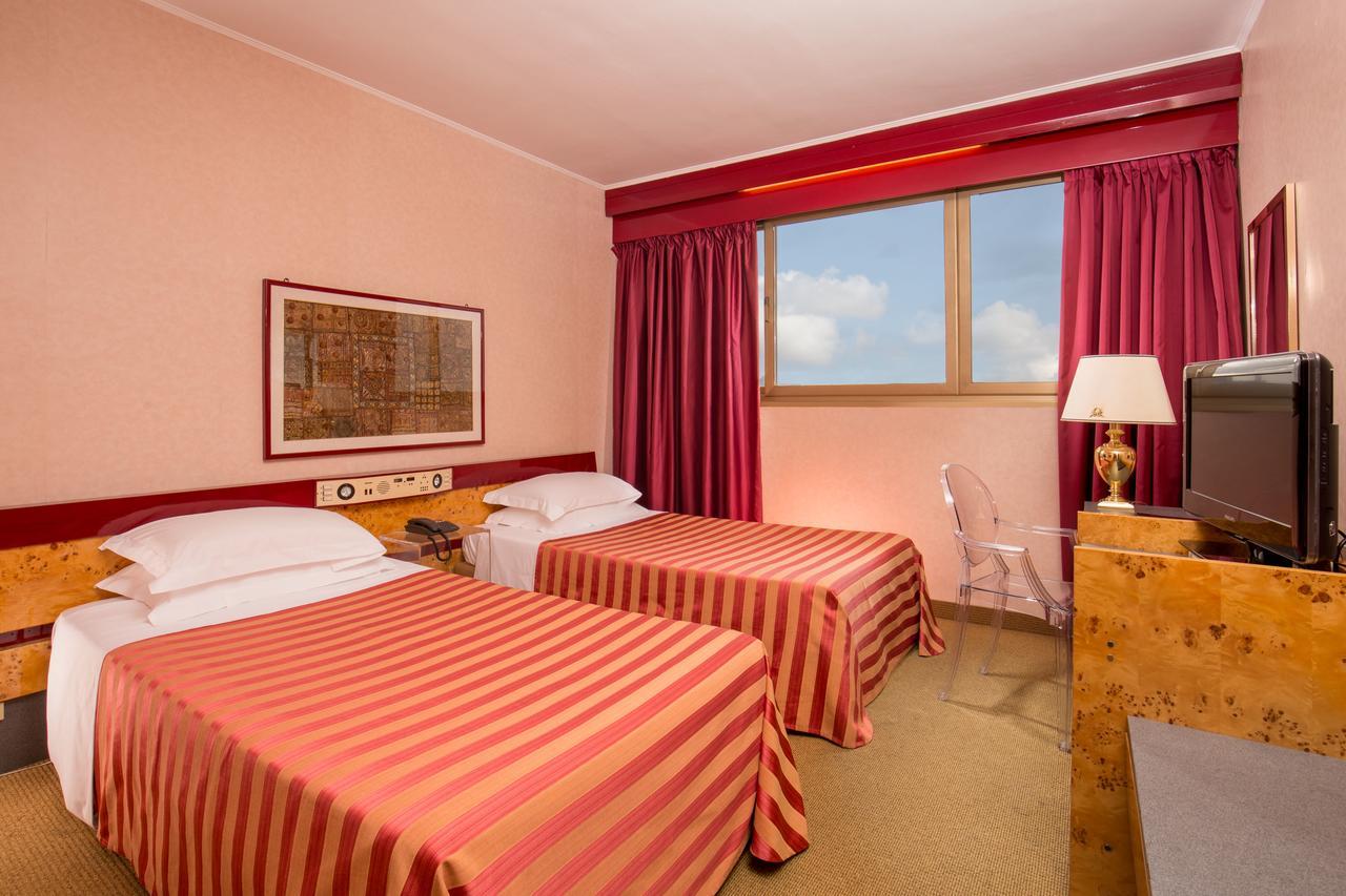 Enea Hotel Pomezia Εξωτερικό φωτογραφία